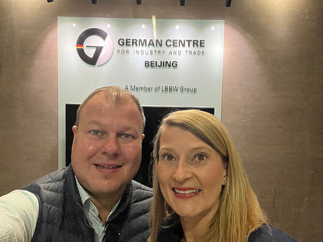 ITW Schindler vor Ort in Asien – internationale Zusammenarbeit im Engineering-Bereich