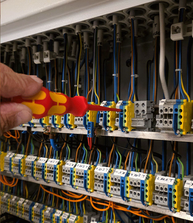 Elektrofachkraft für festgelegte Tätigkeiten – EFKffT Aufbauschulung